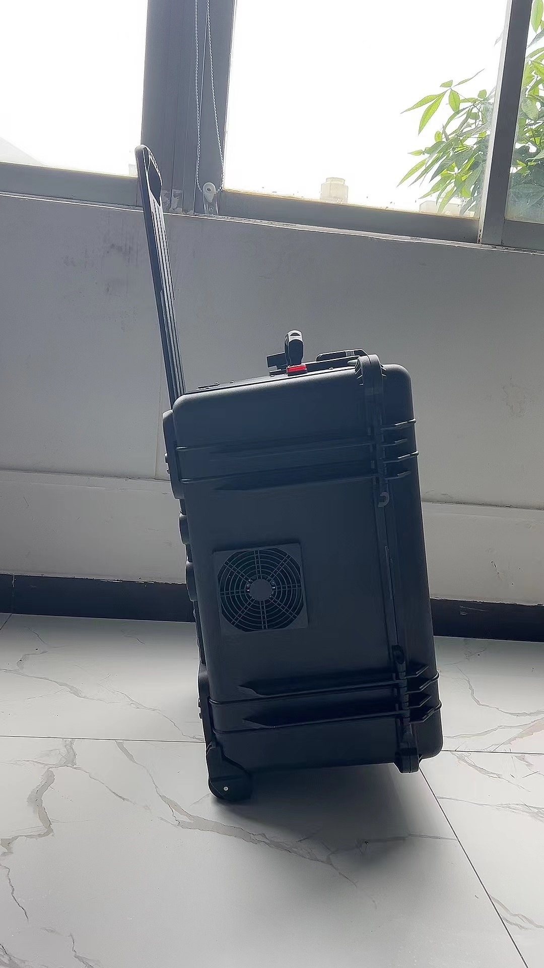 嵊州手拉箱型移动通信干扰器